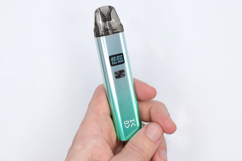 Oxva Xlim V2 Pod Kit in hand Oxva Xlim V2 Pod Kit in hand